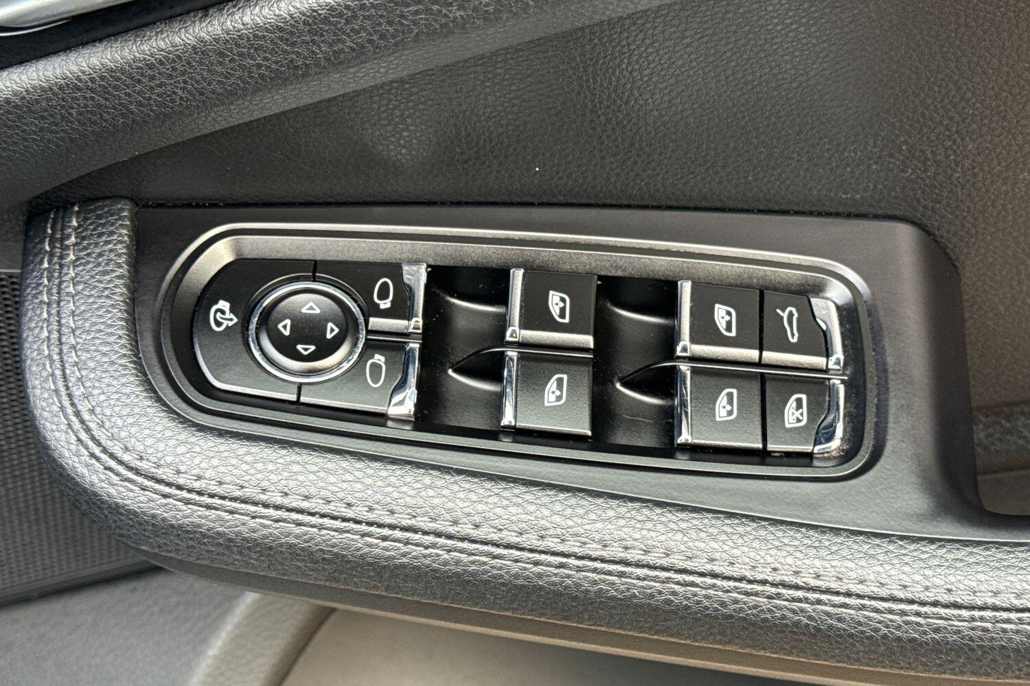 Used Porsche Macan for sale - 77156408: Photo 47