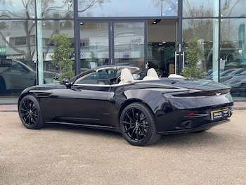 Used Aston Martin DB11 2021 for sale - 77155599: Photo