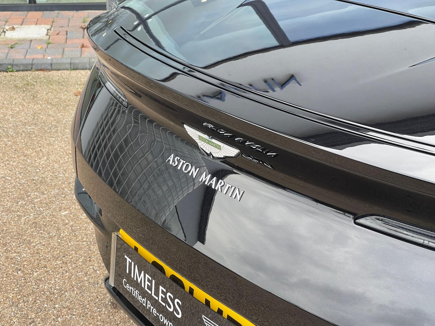 Used Aston Martin DB11 2021 for sale - 77155599: Photo 8