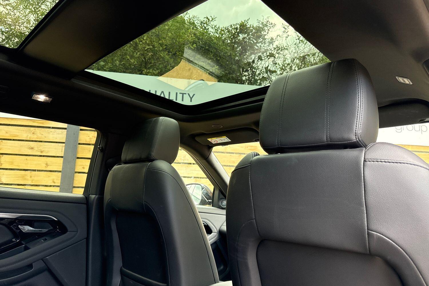 Used Land Rover Range Rover Evoque 2021 for sale - 76472224: Photo 25