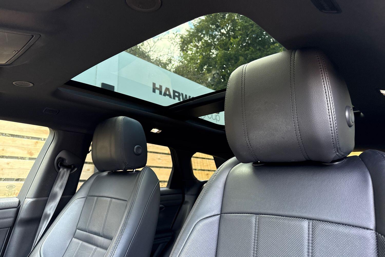 Used Land Rover Range Rover Evoque 2021 for sale - 76472224: Photo 31