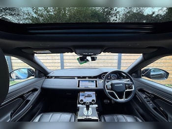 Used Land Rover Range Rover Evoque 2021 for sale - 76472224: Photo