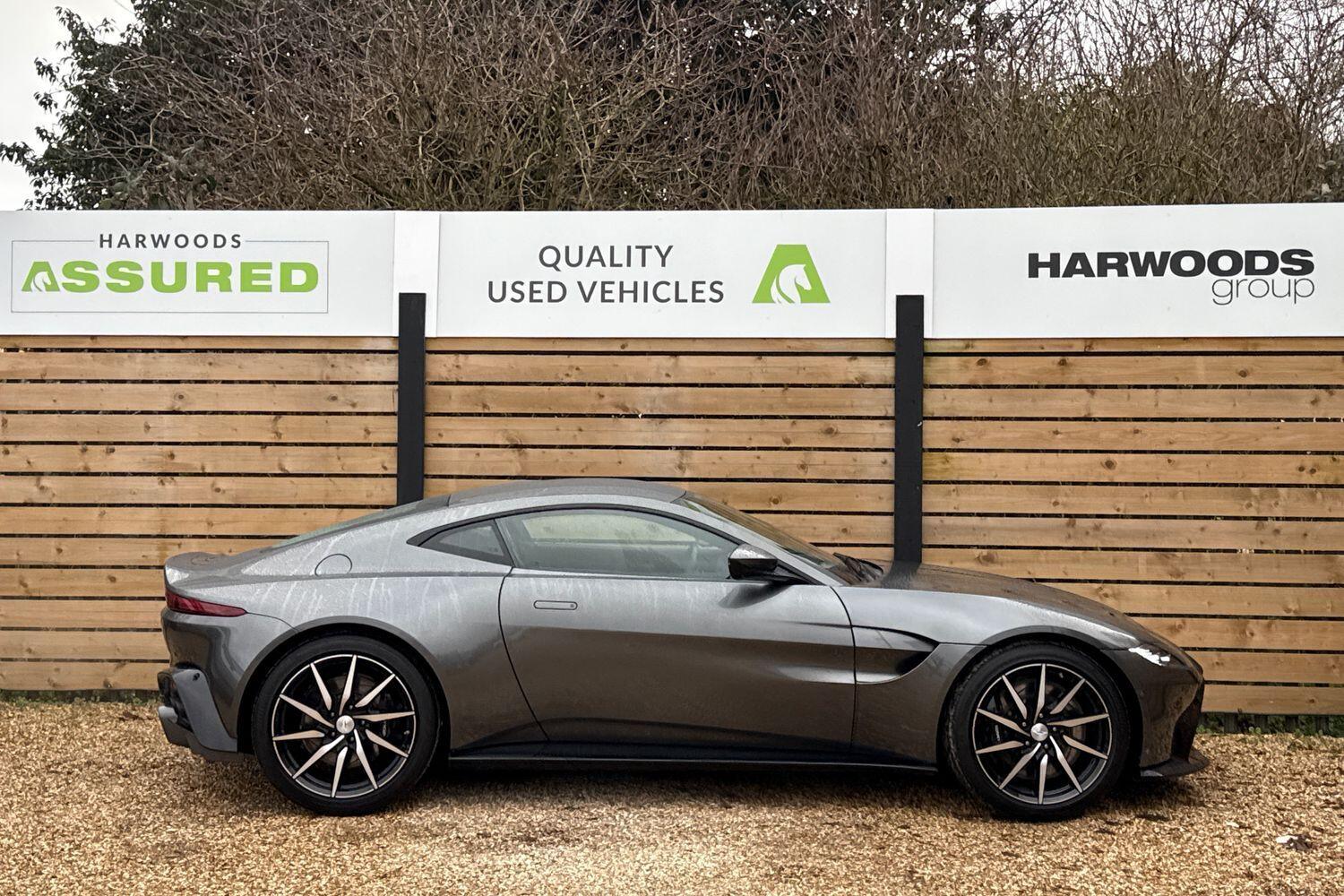 Used Aston Martin Vantage 2021 for sale - 77190745: Photo 2