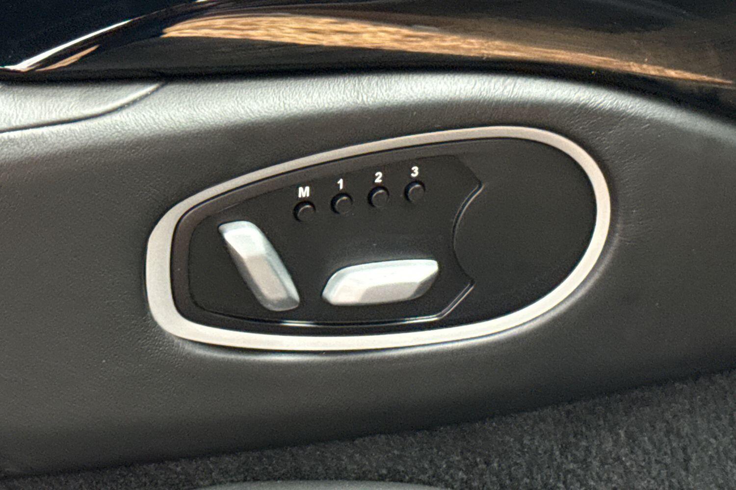 Used Aston Martin Vantage 2021 for sale - 77190745: Photo 50