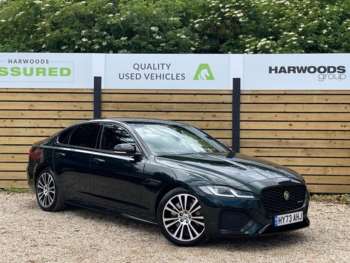 2023 (73) - 2.0 D200 R-Dynamic SE Black 4dr Auto