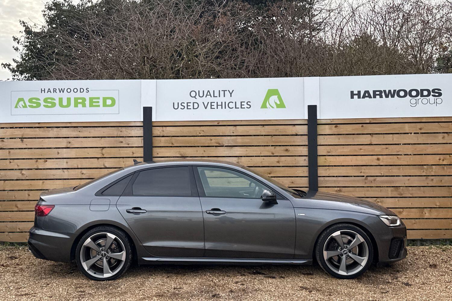 Used Audi A4 2021 for sale - 76935947: Photo 2