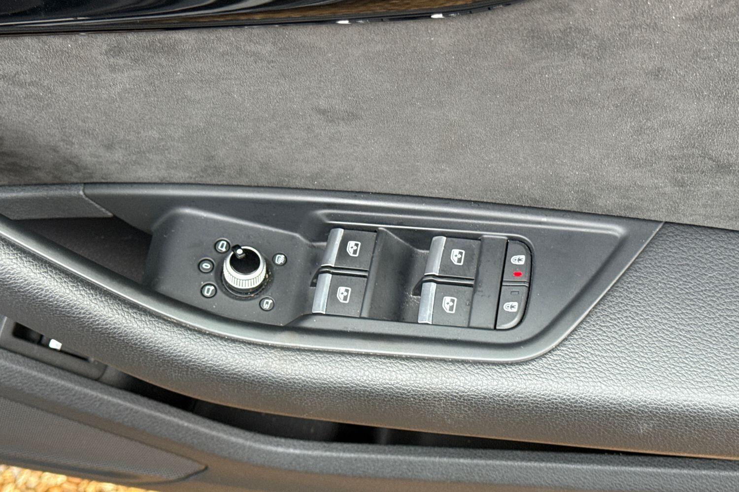 Used Audi A4 2021 for sale - 76935947: Photo 44