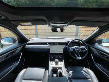 Used Jaguar F-Pace 2023 for sale - 75140834: Photo