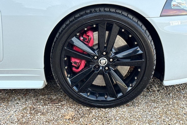 Used Jaguar XKR 2011 for sale - 76239668: Photo 14