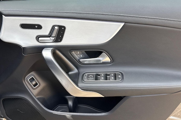Used Mercedes-Benz CLA 2024 for sale - 76121271: Photo 41