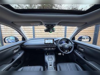 Used Honda ZR-V 2024 for sale - 76361485: Photo