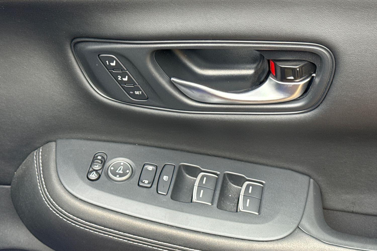 Used Honda ZR-V 2024 for sale - 76361485: Photo 45