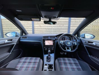 Used Volkswagen Golf 2020 for sale - 75139427: Photo