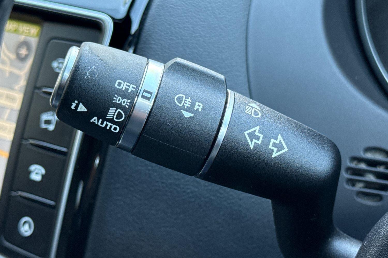 Used Jaguar XE 2016 for sale - 76059689: Photo 53
