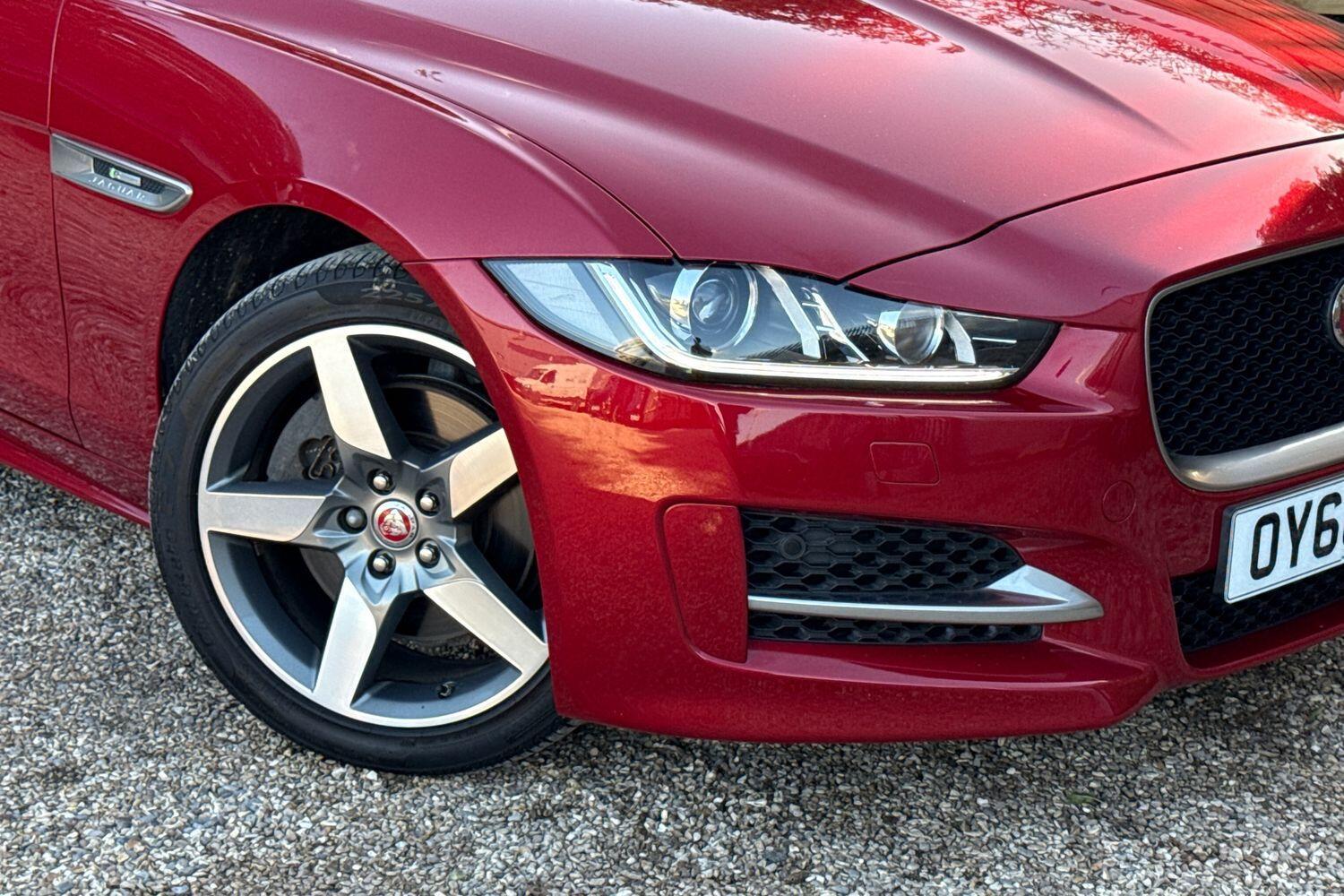Used Jaguar XE 2016 for sale - 76059689: Photo 8