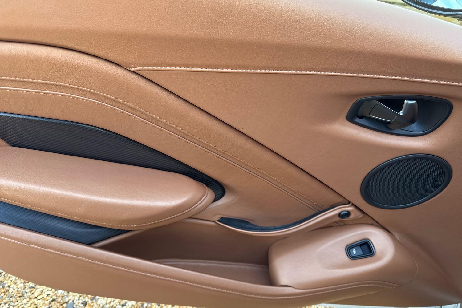 Used Aston Martin Vantage 2020 for sale - 77163165: Photo 26