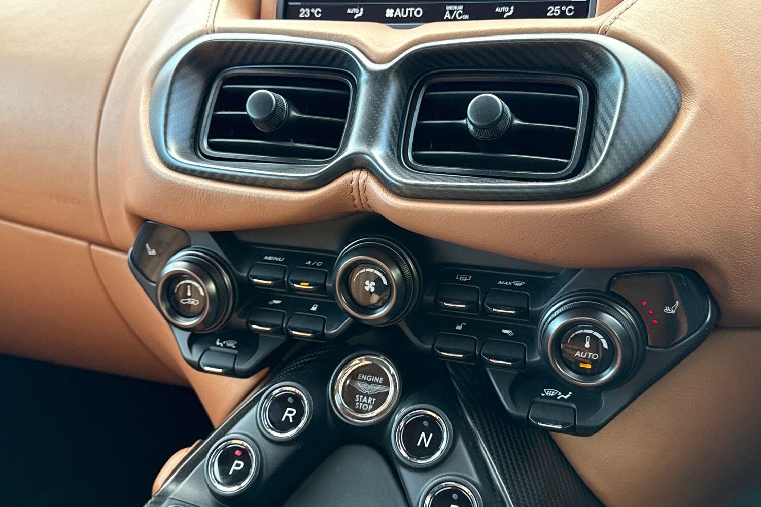 Used Aston Martin Vantage 2020 for sale - 77163165: Photo 40