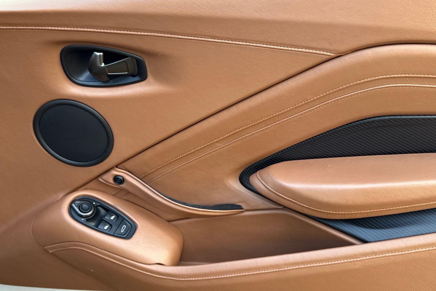 Used Aston Martin Vantage 2020 for sale - 77163165: Photo 41