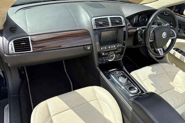 Used Jaguar XK 2011 for sale - 75532735: Photo 29