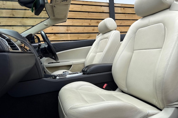 Used Jaguar XK 2011 for sale - 75532735: Photo 30