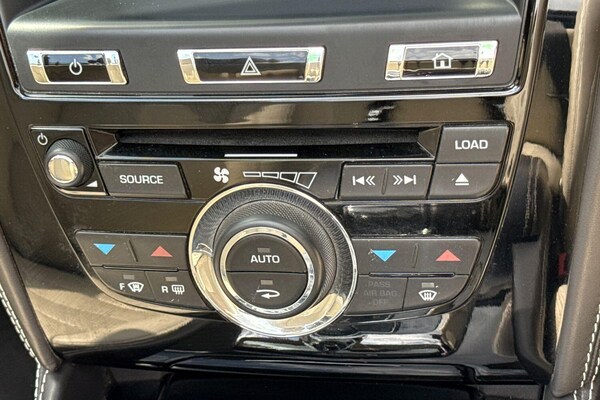 Used Jaguar XK 2011 for sale - 75532735: Photo 40