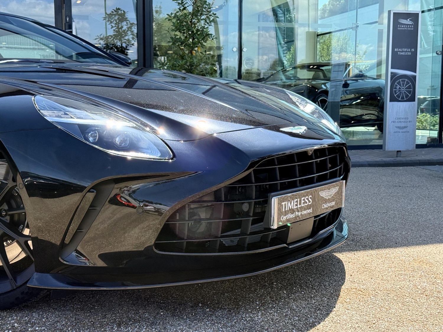 Used Aston Martin Vantage 2025 for sale - 77130884: Photo 14