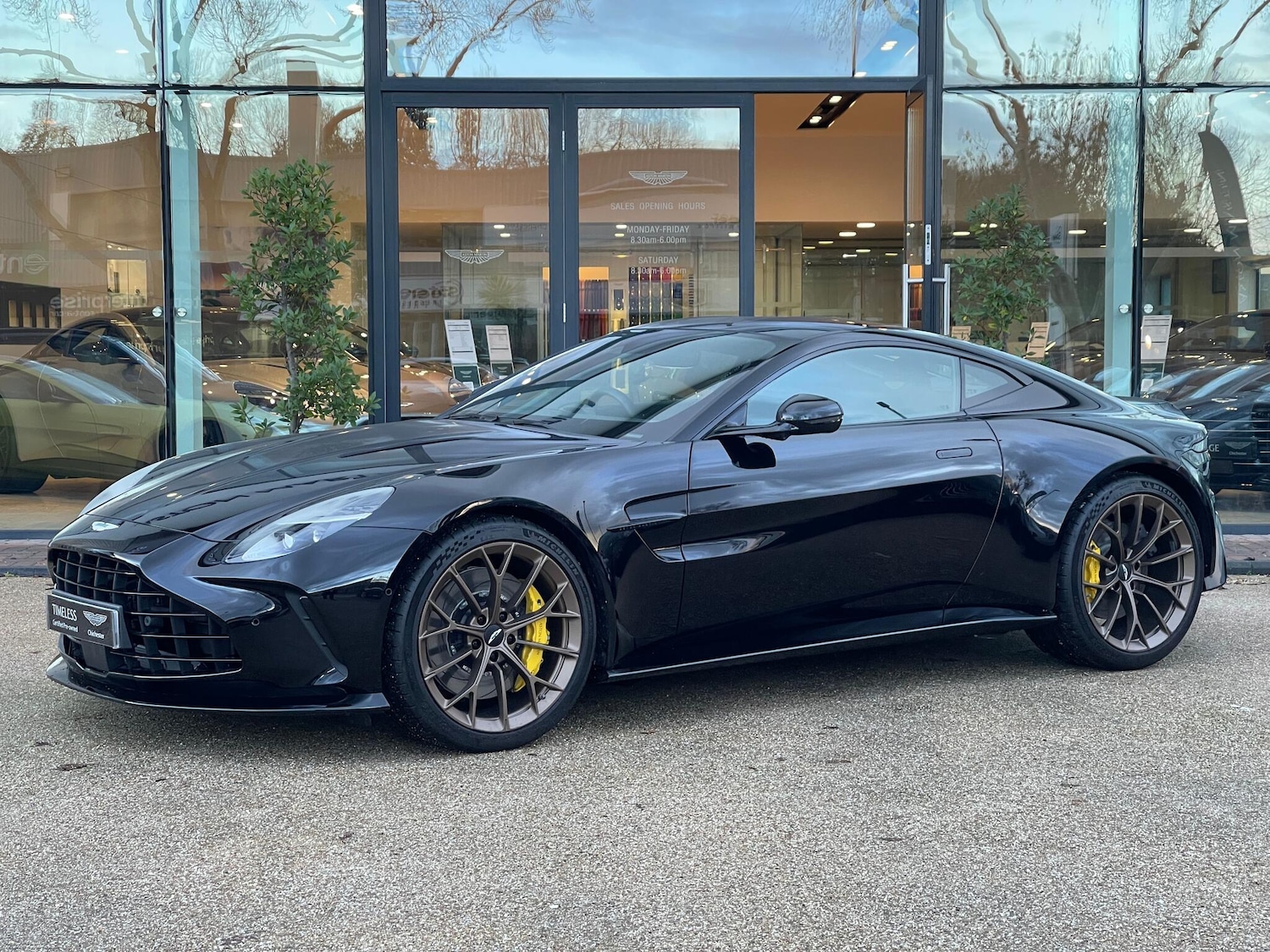 Used Aston Martin Vantage 2025 for sale - 77130884: Photo 18