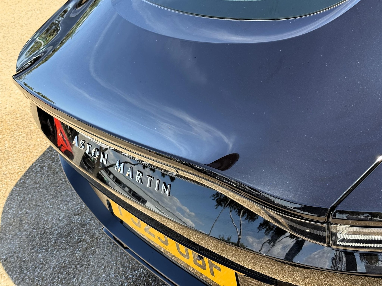 Used Aston Martin Vantage 2025 for sale - 77130884: Photo 20