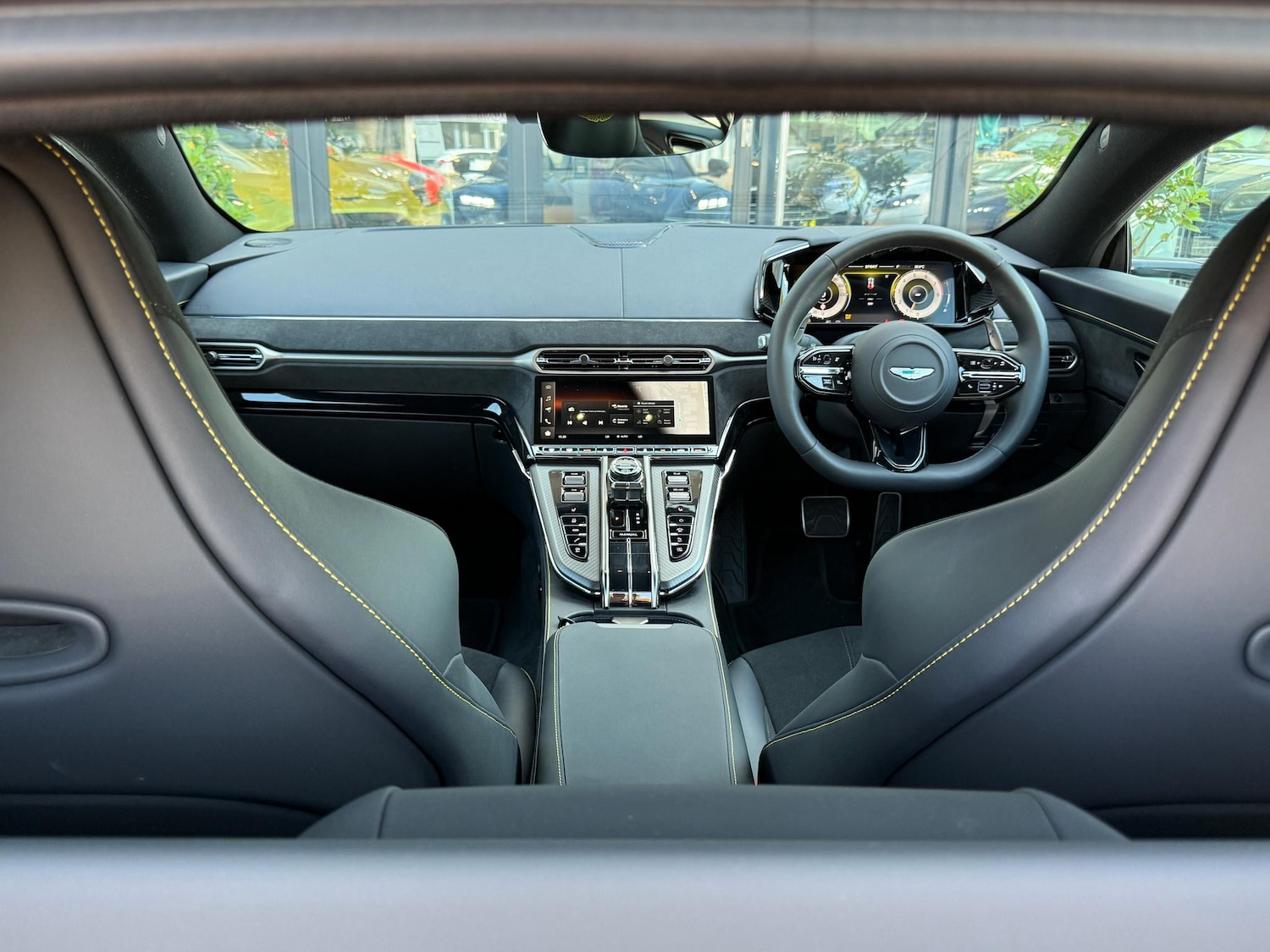 Used Aston Martin Vantage 2025 for sale - 77130884: Photo 23