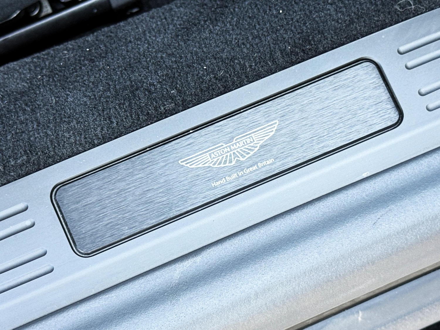 Used Aston Martin Vantage 2025 for sale - 77130884: Photo 24