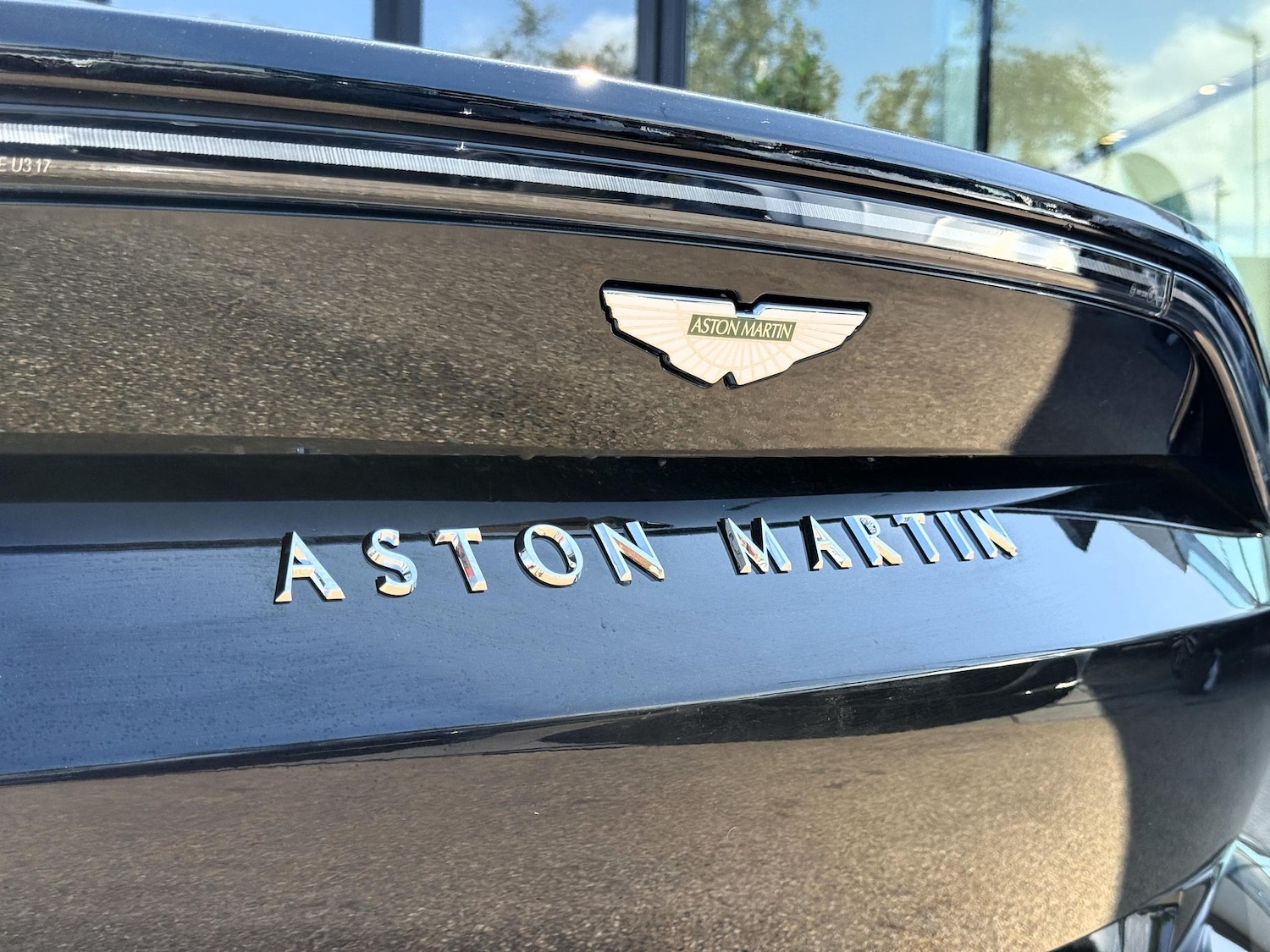 Used Aston Martin Vantage 2025 for sale - 77130884: Photo 8