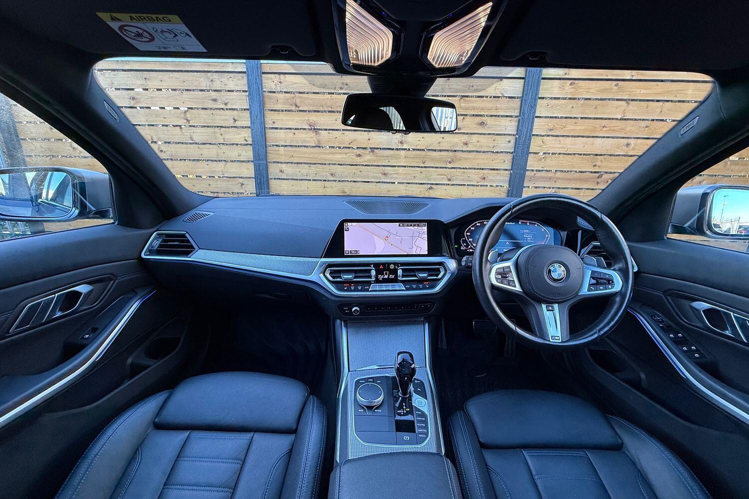 Used BMW 3 Series 2021 for sale - 76936365: Photo 3