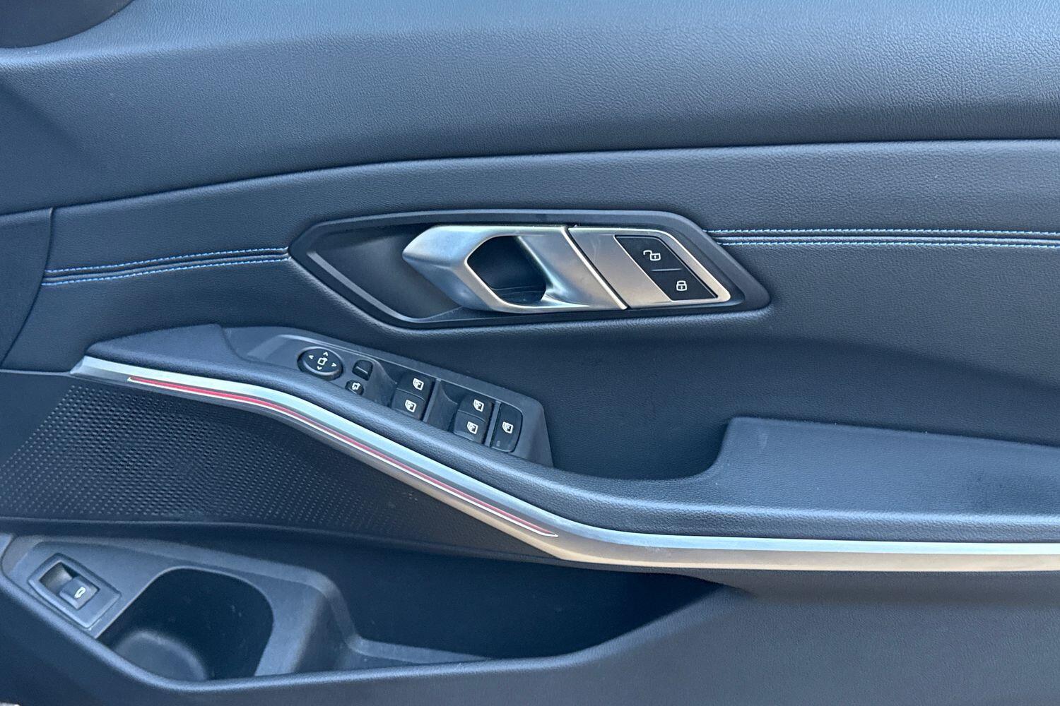 Used BMW 3 Series 2021 for sale - 76936365: Photo 41