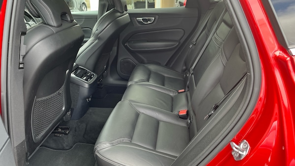 Used Volvo XC60 2018 for sale - 76133990: Photo 10