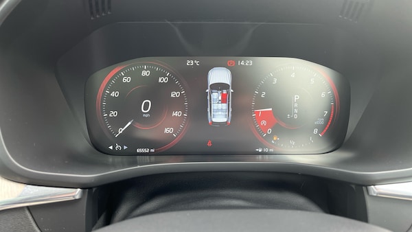 Used Volvo XC60 2018 for sale - 76133990: Photo 11