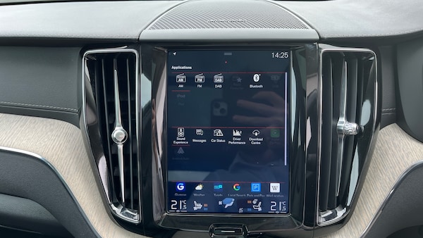 Used Volvo XC60 2018 for sale - 76133990: Photo 34