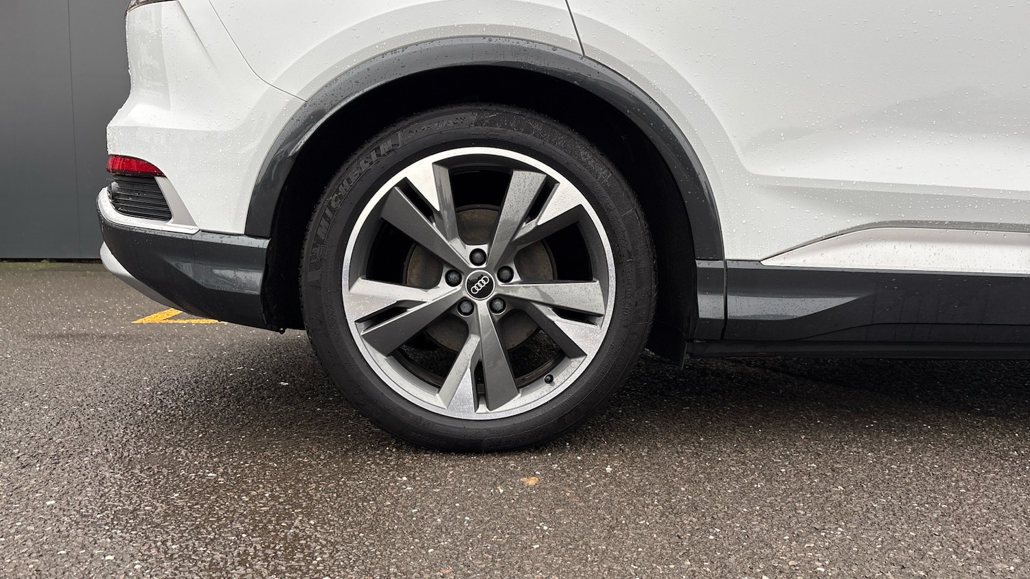 Used Audi Q4 e-tron 2021 for sale - 77247800: Photo 7