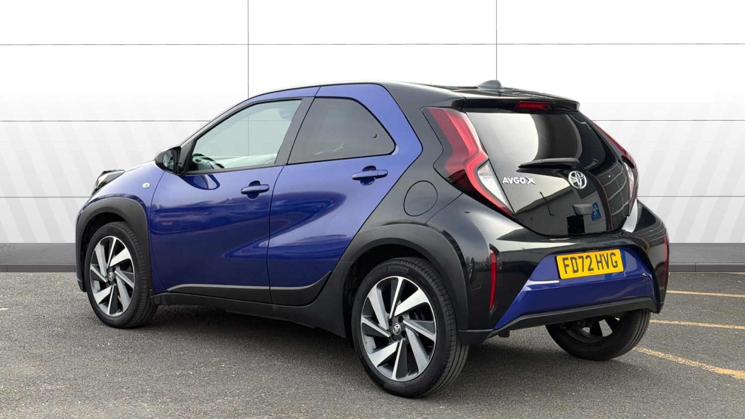 Used Toyota Aygo X 2023 for sale - 78078012: Photo 2