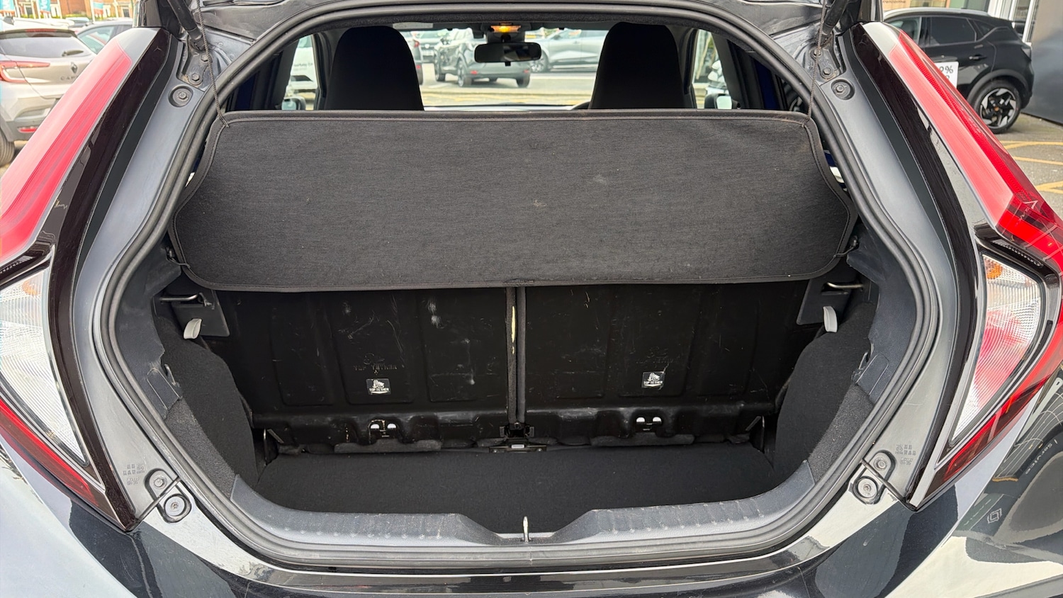 Used Toyota Aygo X 2023 for sale - 78078012: Photo 4