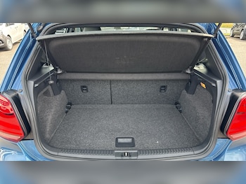 Used Volkswagen Polo 2016 for sale - 75557606: Photo