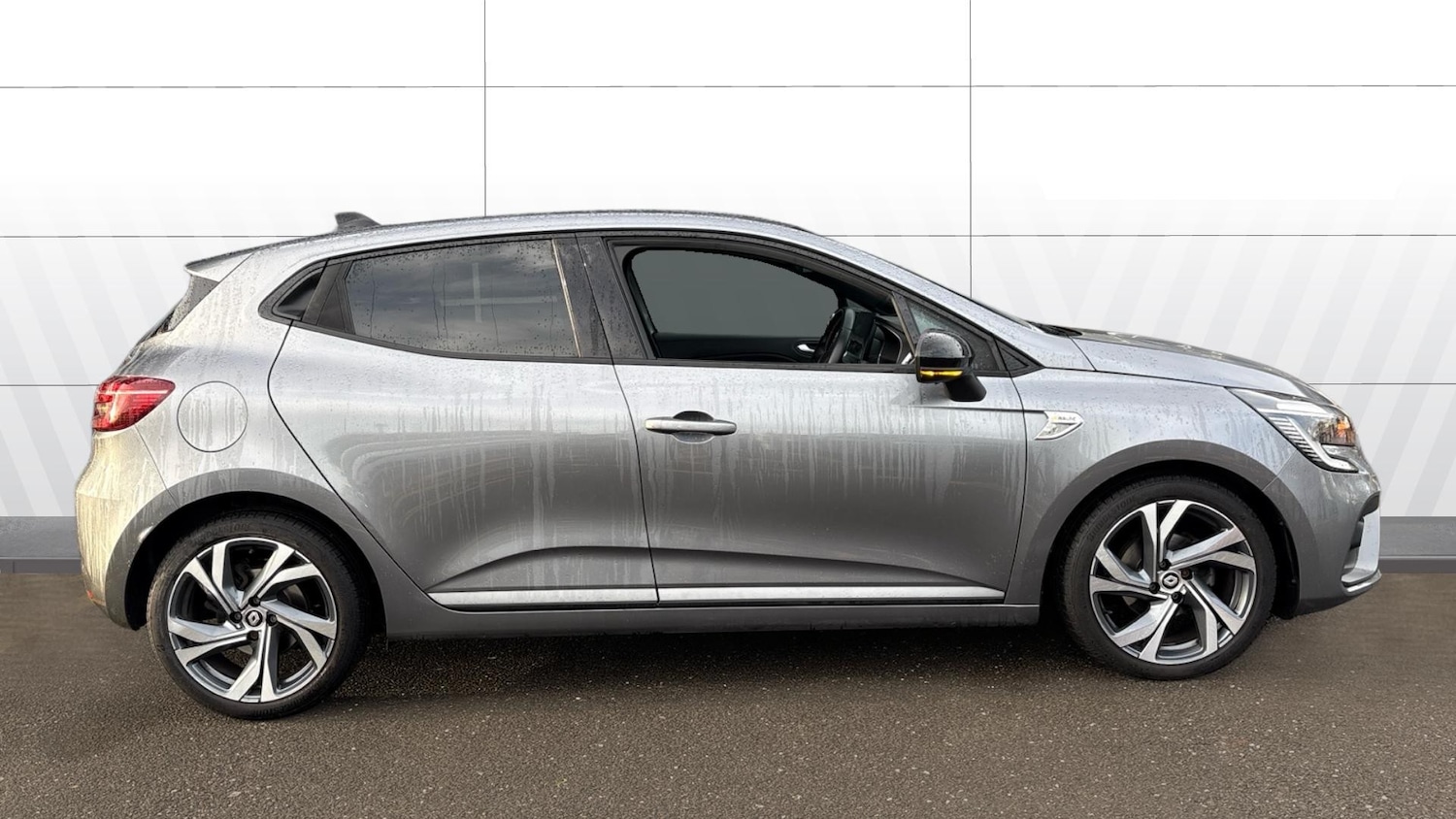 Used Renault Clio 2023 for sale - 76892871: Photo 5