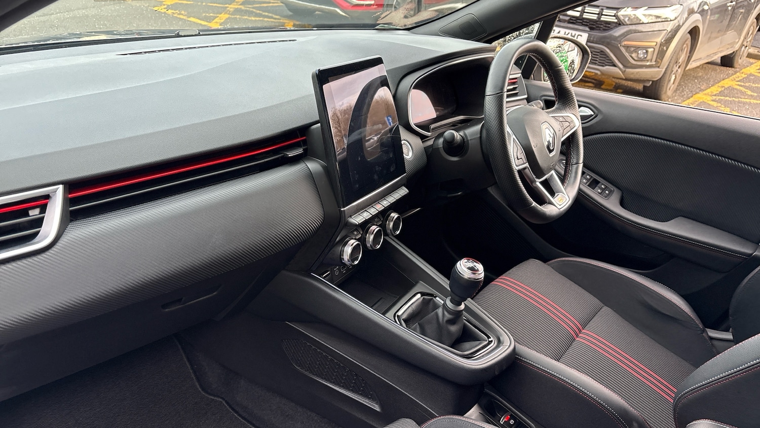 Used Renault Clio 2023 for sale - 76892871: Photo 9