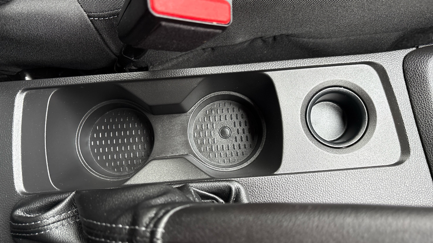 Used Dacia Duster 2024 for sale - 77733000: Photo 32