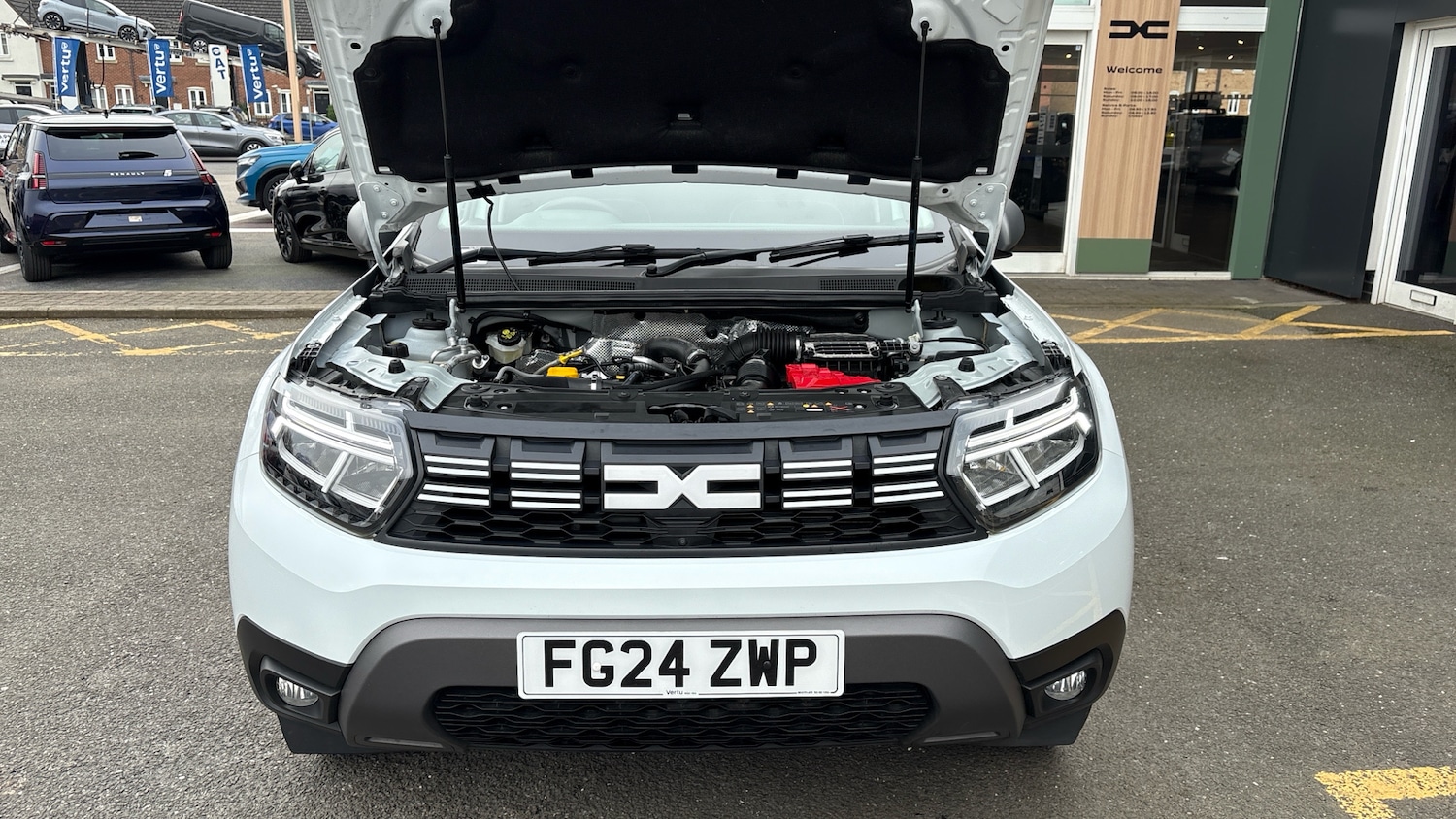 Used Dacia Duster 2024 for sale - 77733000: Photo 8