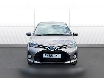 Used Toyota Yaris 2015 for sale - 78578999: Photo