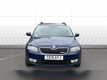 Used Skoda Octavia 2015 for sale - 78357054: Photo