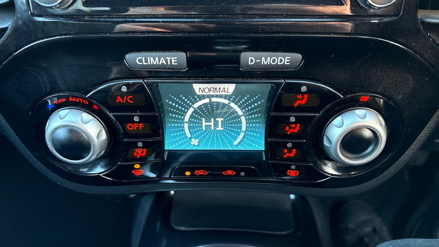 Used Nissan Juke 2019 for sale - 76796824: Photo 25