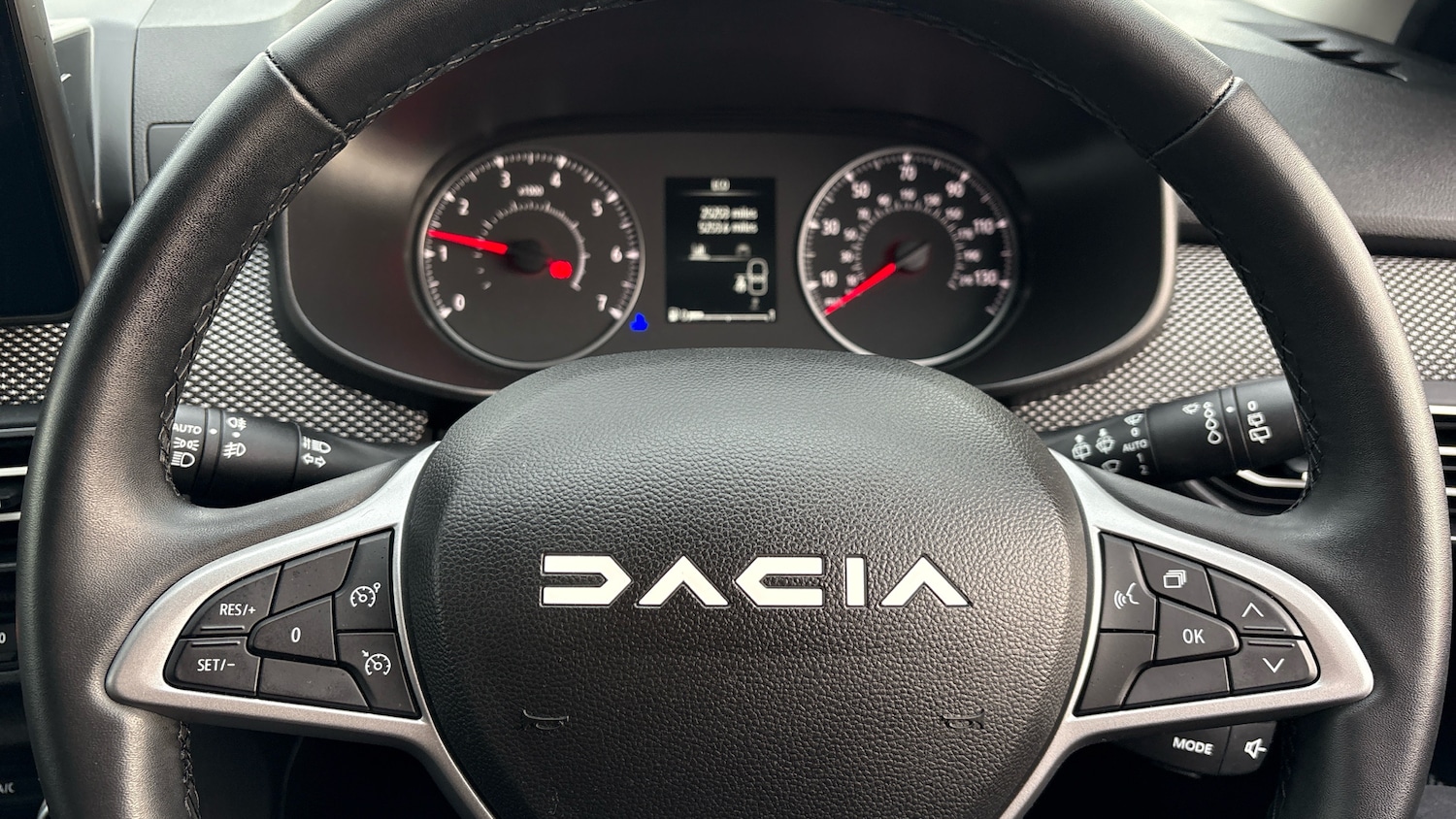 Used Dacia Jogger 2024 for sale - 76414968: Photo 25