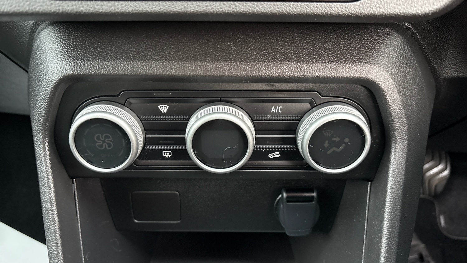 Used Dacia Jogger 2024 for sale - 76414968: Photo 28