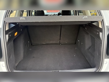 Used Dacia Duster 2021 for sale - 79445040: Photo